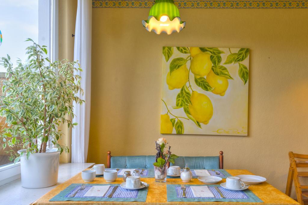 Hotel Morgensonne Garni Busum Ngoại thất bức ảnh